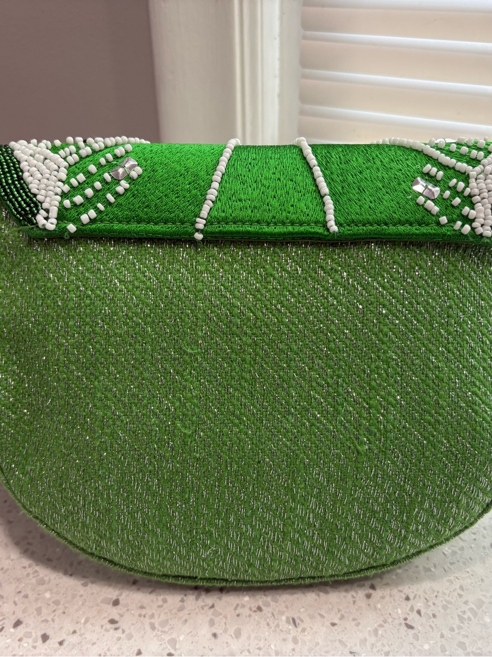 NWT VIRAL America & Beyond Beaded Lime Slice Shoulder Bag with Silver Strap - Picture 8 of 11
